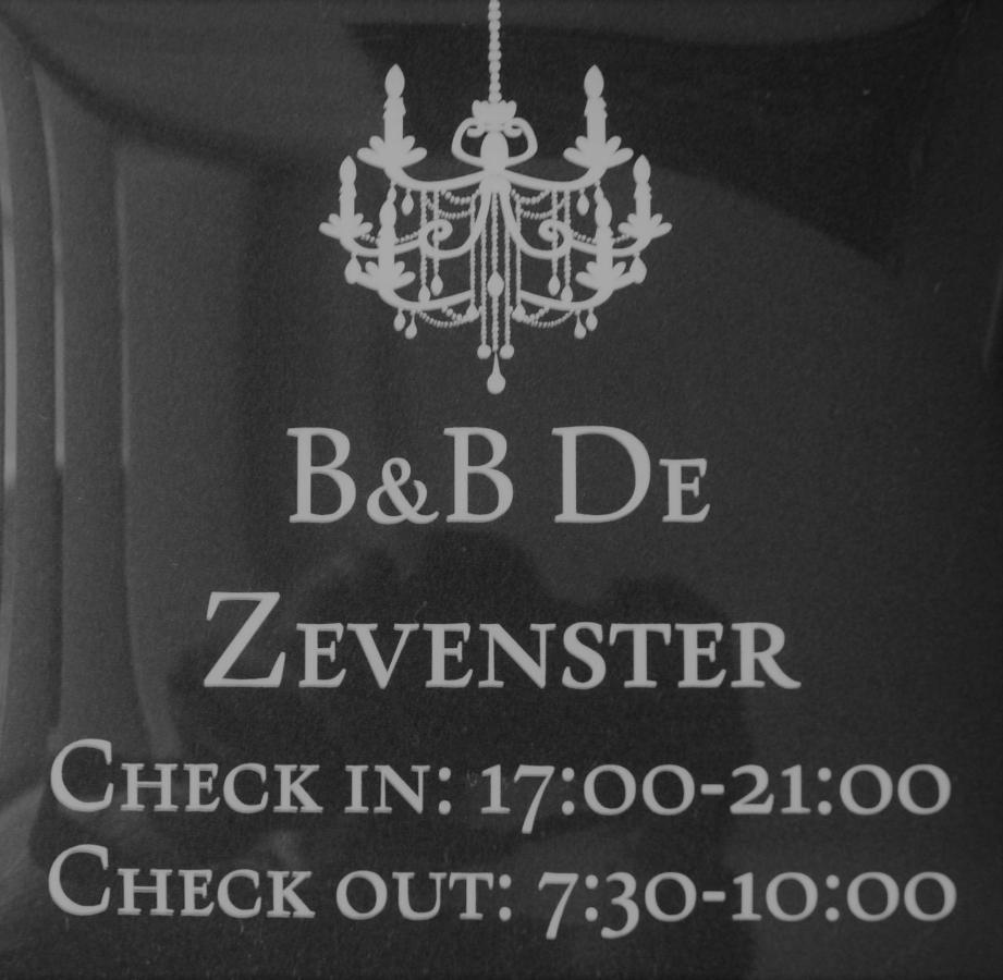 Bed and Breakfast De Zevenster "Gevestigd Aan De Winkelstraat" Kampen Esterno foto