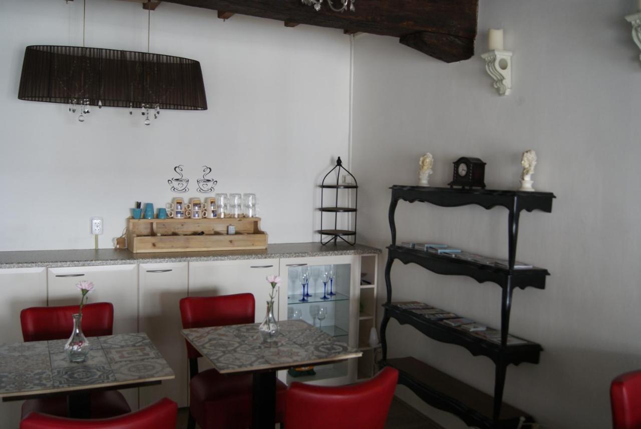 Bed and Breakfast De Zevenster "Gevestigd Aan De Winkelstraat" Kampen Esterno foto