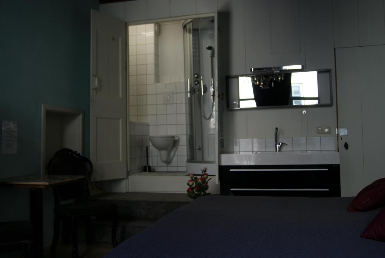 Bed and Breakfast De Zevenster "Gevestigd Aan De Winkelstraat" Kampen Esterno foto