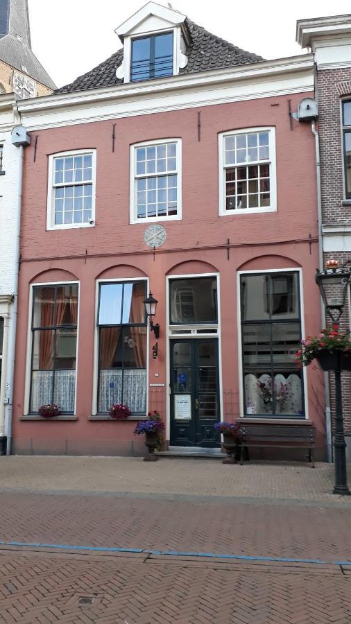 Bed and Breakfast De Zevenster "Gevestigd Aan De Winkelstraat" Kampen Esterno foto