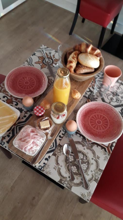 Bed and Breakfast De Zevenster "Gevestigd Aan De Winkelstraat" Kampen Esterno foto