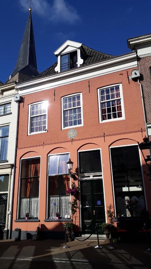 Bed and Breakfast De Zevenster "Gevestigd Aan De Winkelstraat" Kampen Esterno foto