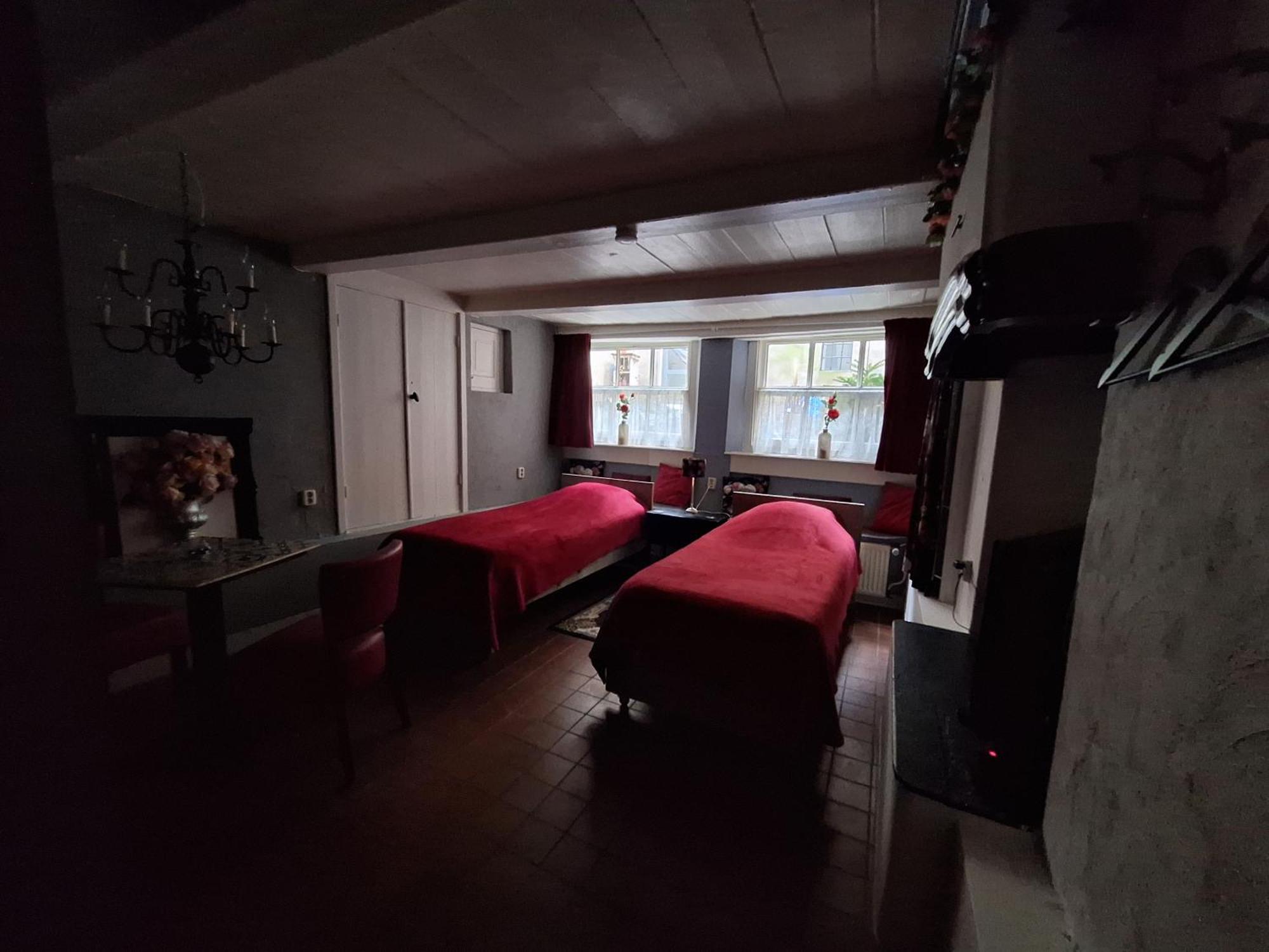Bed and Breakfast De Zevenster "Gevestigd Aan De Winkelstraat" Kampen Esterno foto
