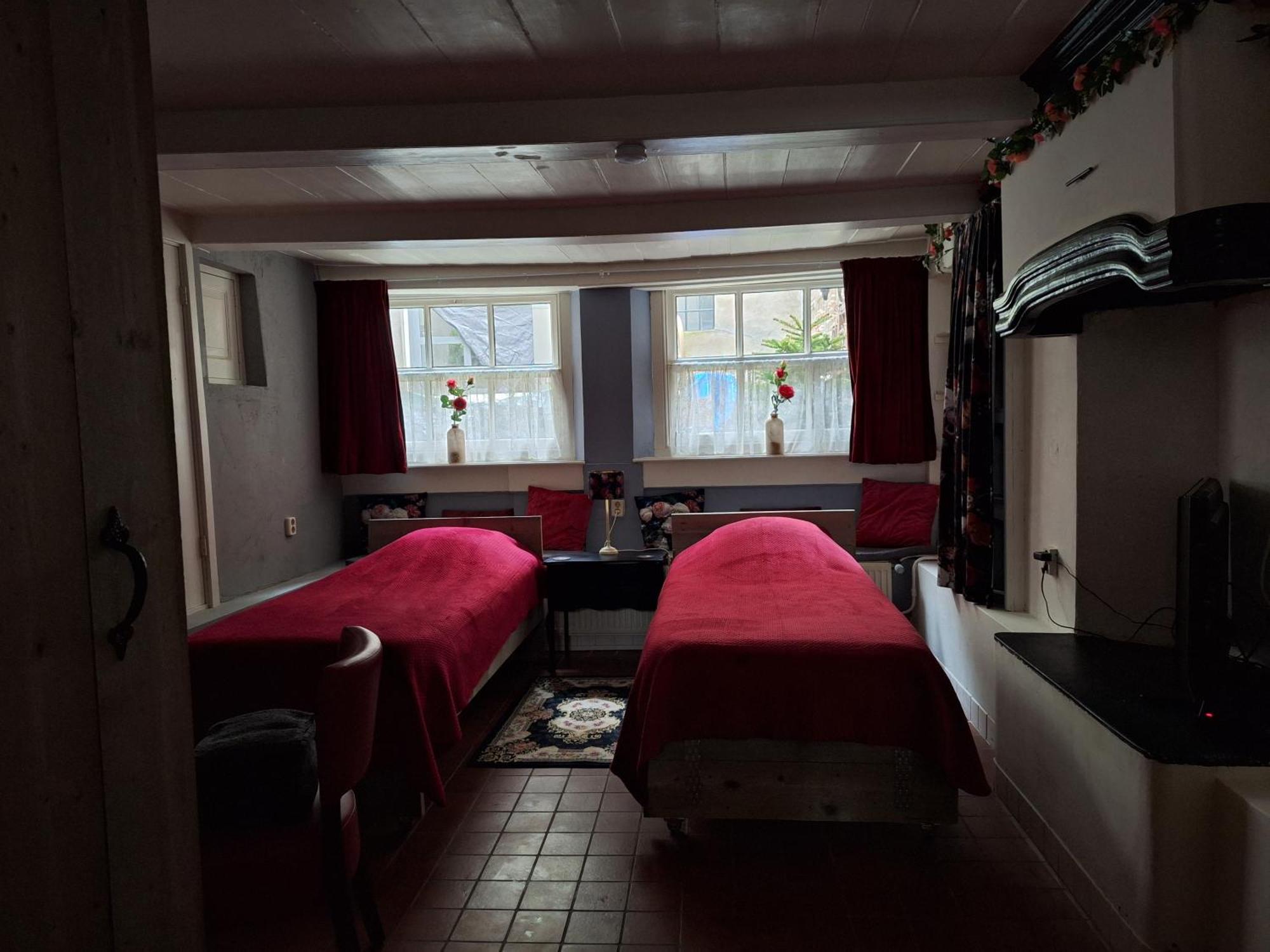 Bed and Breakfast De Zevenster "Gevestigd Aan De Winkelstraat" Kampen Esterno foto